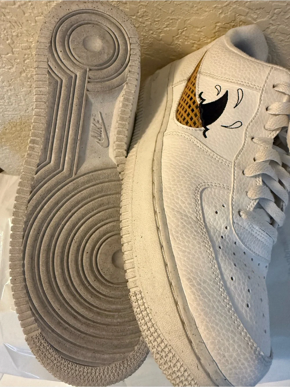 N/A comfortable white
